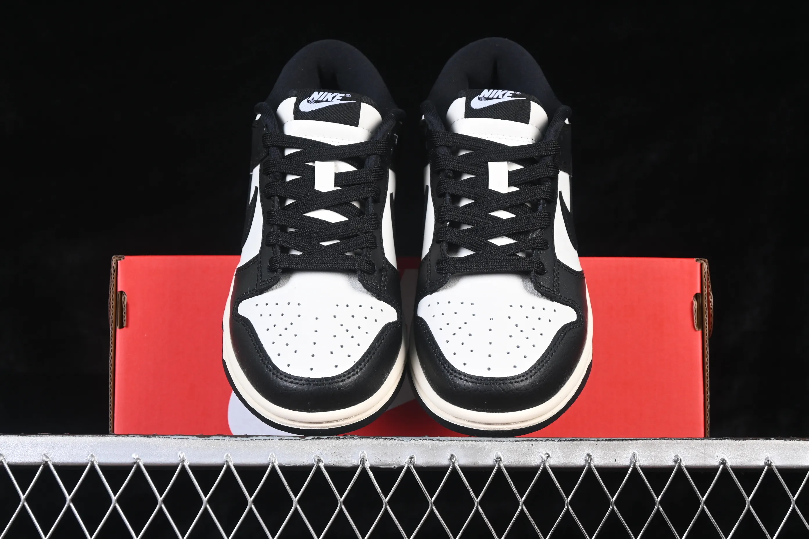 All Categories Nk SB Dunk Series Nk SB Dunk Low Low-top sneakers Nike SB Dunk Low Black and White Panda Low-top casual sneakers HQ7487-100